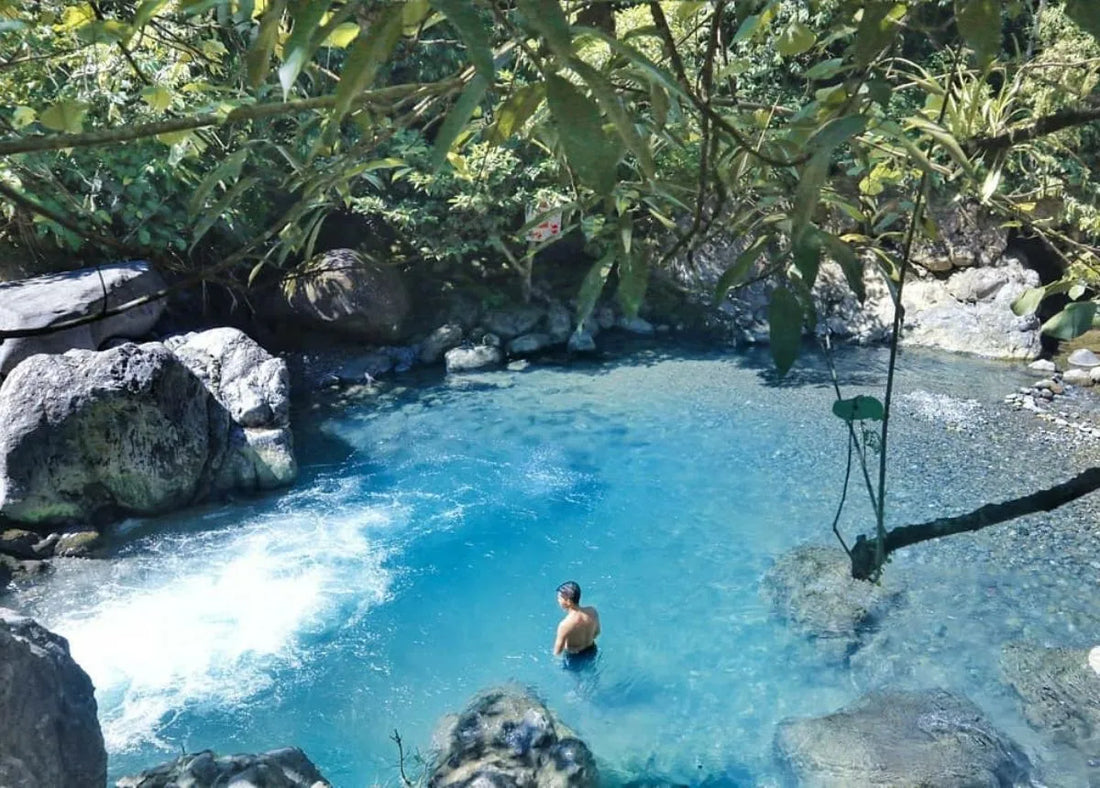 image source: https://i0.wp.com/langgam.id/wp-content/uploads/2022/03/Lubuk-Paraku.jpg?resize=1200%2C860&ssl=1
