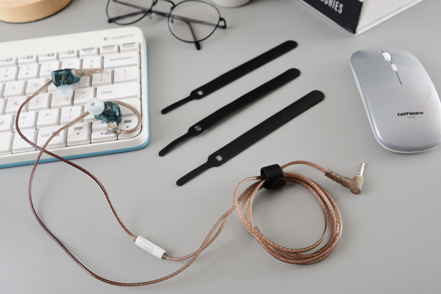 Cable Velcro Organizer Pack