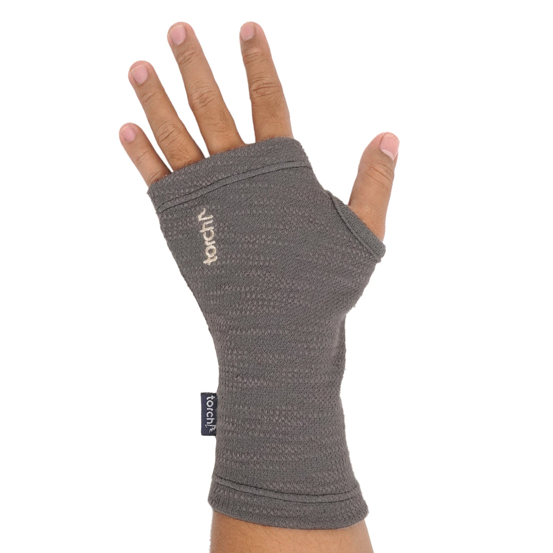 [PO] Paket Lebaran - Cartagena Riding Vest + Dedo Half Gloves