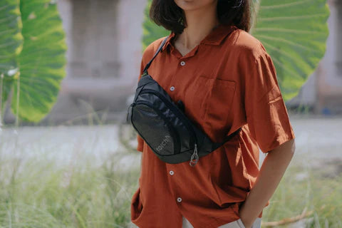 Review Aichi, Chosi dan Nishio: 3 Waist Bag Best Seller Torch yang Keren dan Kekinian