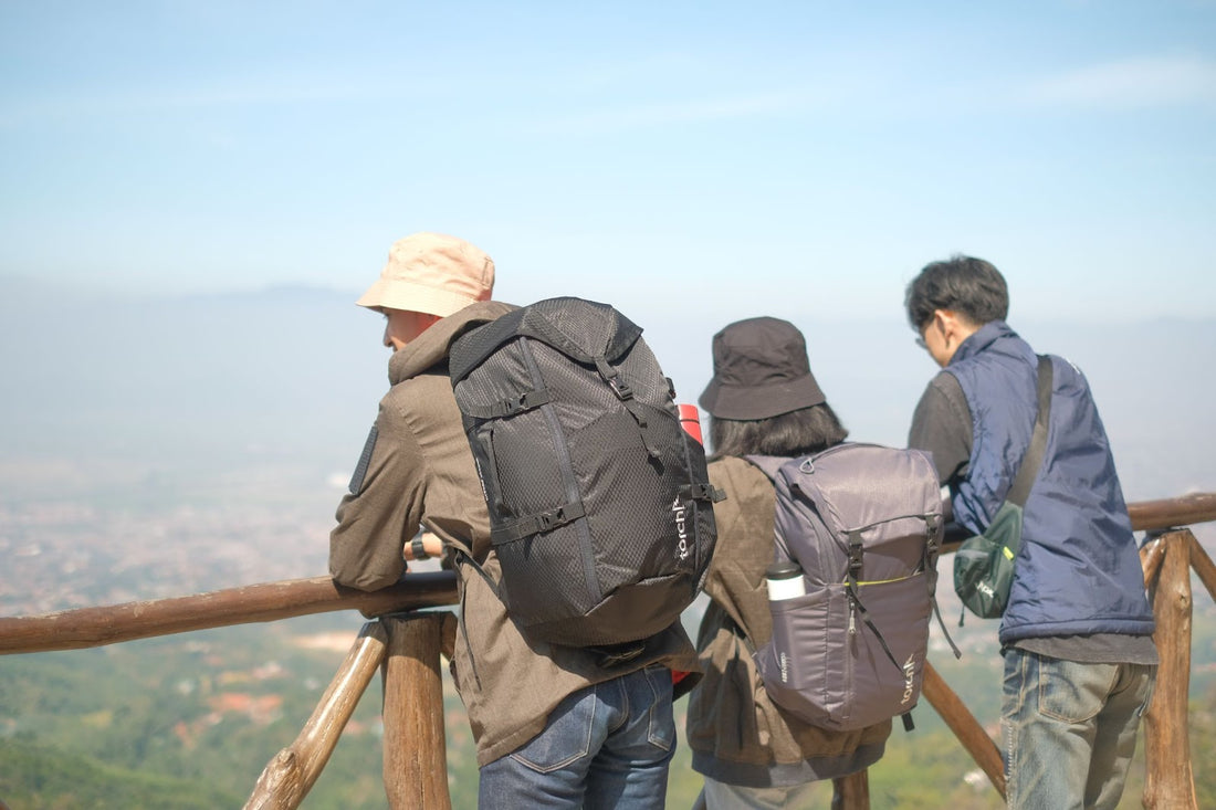 Punya Hobi Naik Gunung? Inilah 5 Tips Hiking untuk Pemula