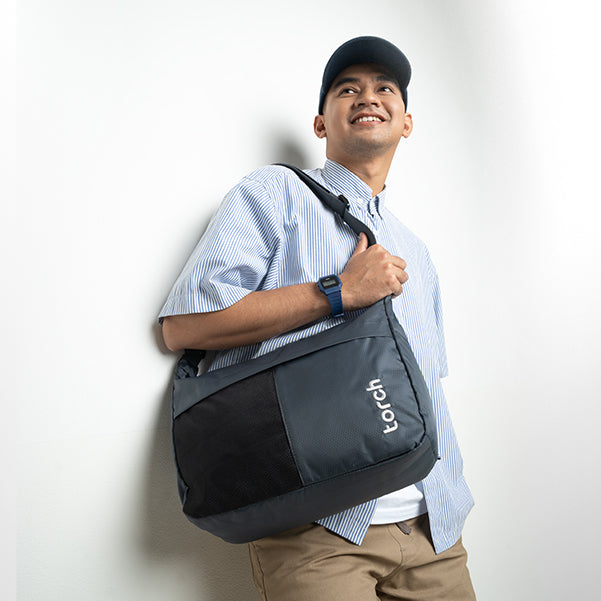 Mova Sling Bag