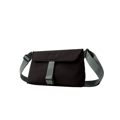Travi Sling Bag Black