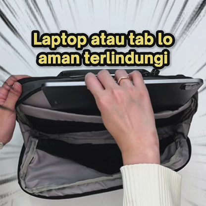 Gearsa Messenger Bag